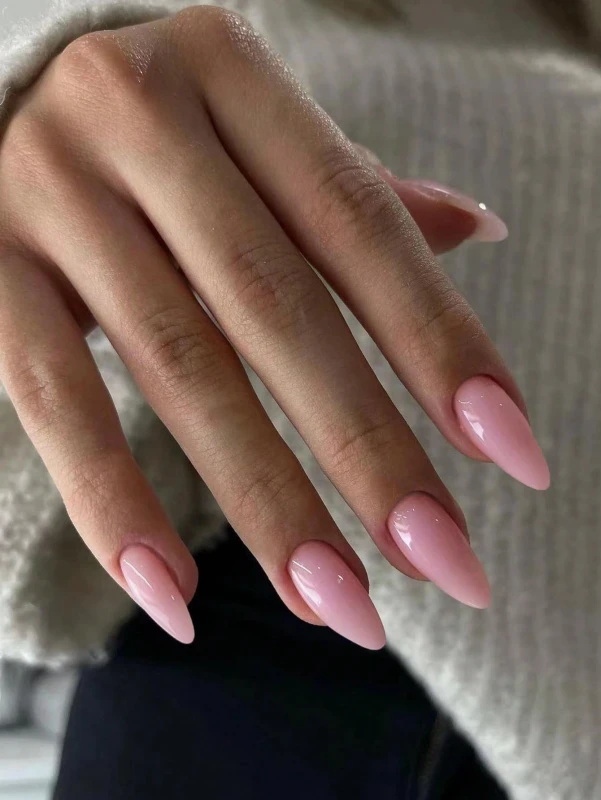 أظافر لاصقة باللون الوردي بشكل اللوز الطويل ( 24 قطعة )