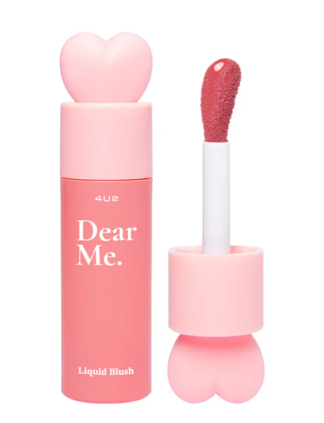 أحمر خدود سائل يمنحكِ لمسة لونٍ حيوية ومظهراً نضراً لا يقاوم من 4U2