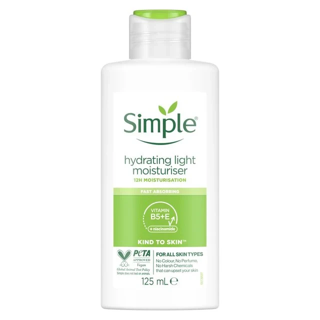 مرطب Hydrating Light Moisturiser من Simple