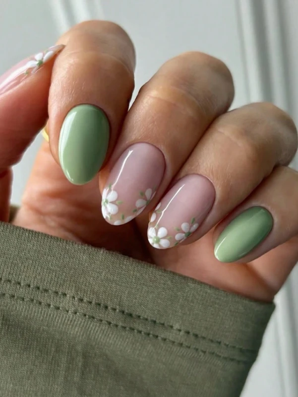 أظافر لاصقة بتصميم فرنسي وزهور ( 24 قطعة )