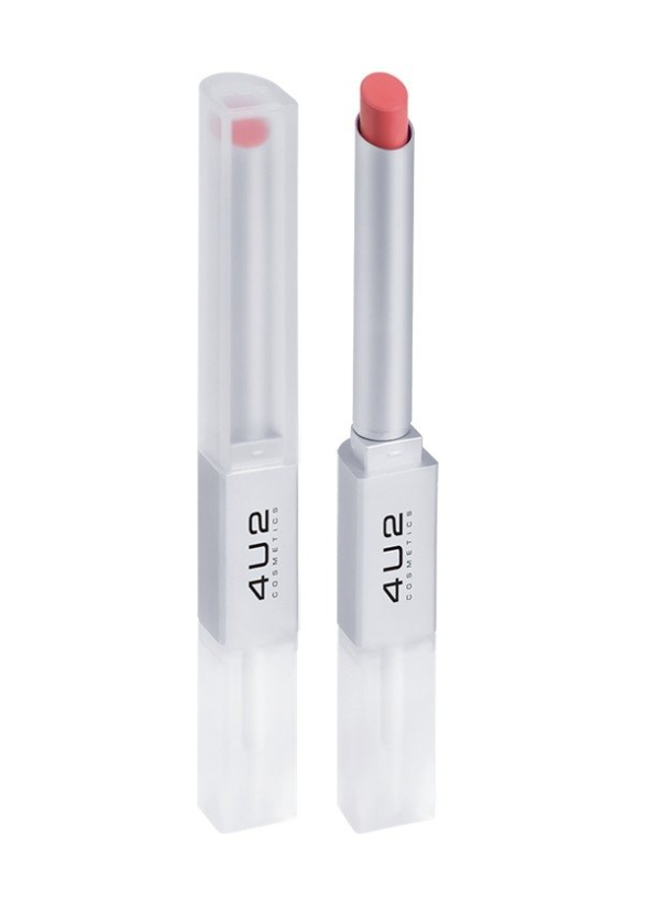 أحمر شفاه ثنائي يمنحكِ تناغماً مثالياً بين لونين متكاملين لشفاه آسرة من 4U2