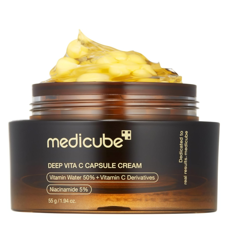 كريم لإشراقة فائقة و ترطيب عميق وبشرة خالية من البقع من medicube