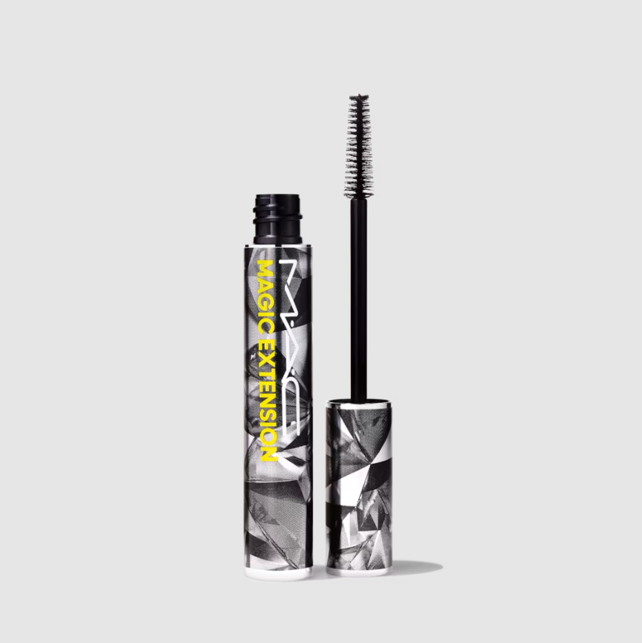 ماسكارا ماجيك إكستنشن بالألياف من MAC